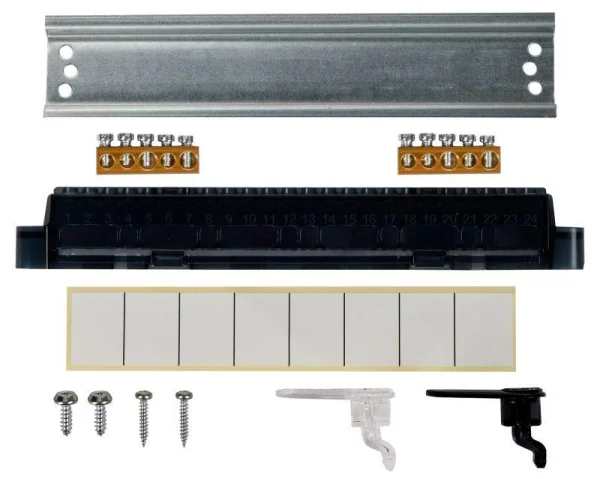 Корпус пластиковый ЩРВ-П-8 IP41 черн. прозр. дверь UNION Compact IEK UIC-KP12-V-08-41-K01