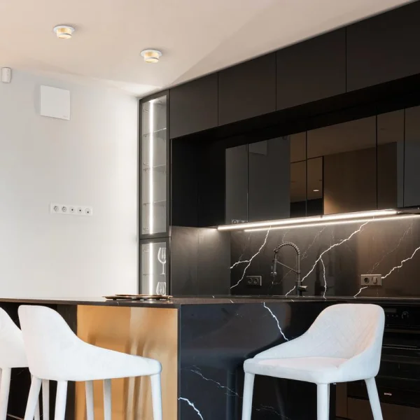 Спот Серия - 233 GU10х1 10Вт IP20 Voltega VGL7233DLB-01W