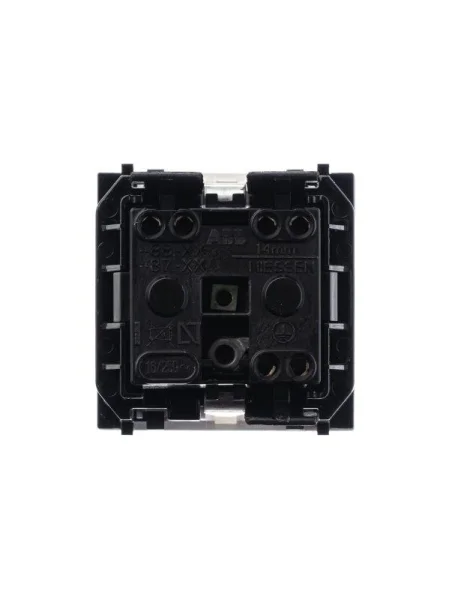 Механизм розетки Zenit 16А 250В с заземл. бел. ABB 2CLA228860N1101