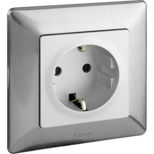 Механизм розетки 1-м СП Valena Life 16А IP2X 250В 2К+З с лиц. панелью безвинт. зажимы алюм. Leg 753621
