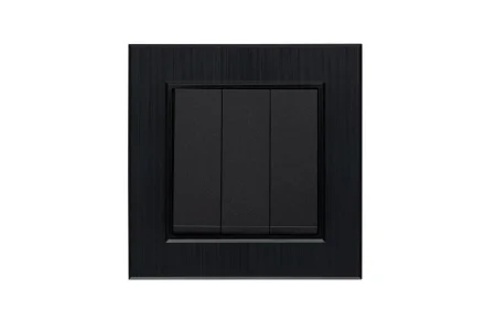 Выключатель 3-клав. 1 вход 3 выхода Karea LINE STAR чер. Makel 86054091