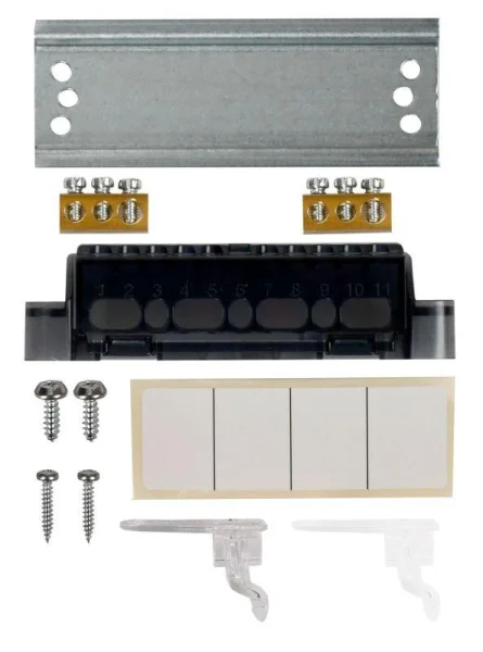 Корпус пластиковый ЩРН-П-4 IP41 бел. дверь UNION Compact IEK UIC-KP13-N-04-41-K01