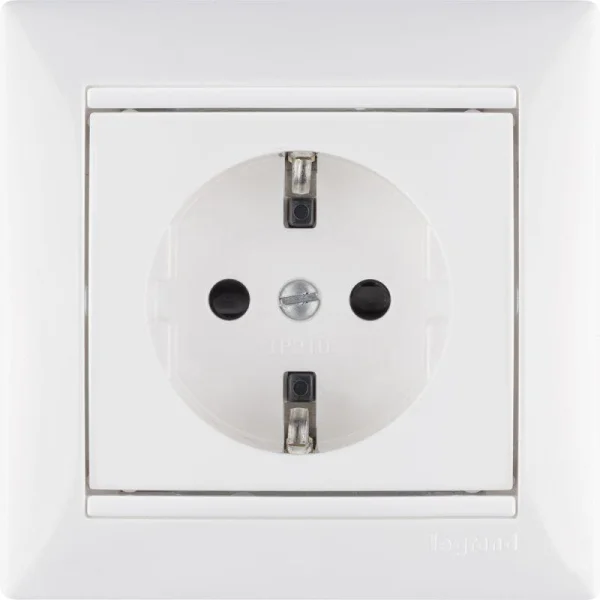 Розетка 1-м СП Valena 16А IP21 230/250В 2P+E с заземл. защ. шторки на винтах механизм бел. Leg 774421