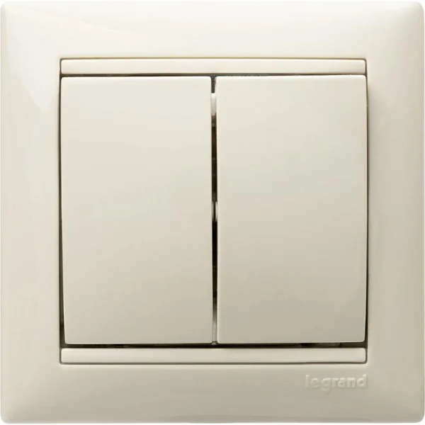 Выключатель 2-кл. СП Valena 10А IP31 250В механизм сл. кость Leg 774305