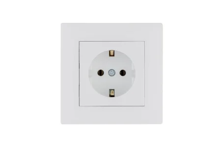 Розетка 1-м керамика Karea RIZZ с заземл. бел. Makel 88001008