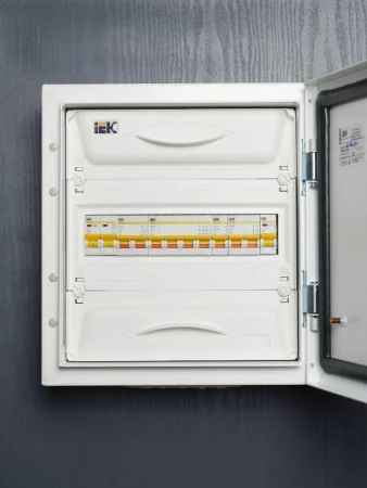 Выключатель нагрузки ВН-32 25А/2П IEK MNV10-2-025