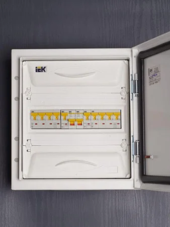 Выключатель нагрузки ВН-32 100А/1П IEK MNV10-1-100