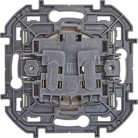 Розетка 1-м СП Inspiria 16А IP20 250В 2P механизм сл. кость Leg 673711