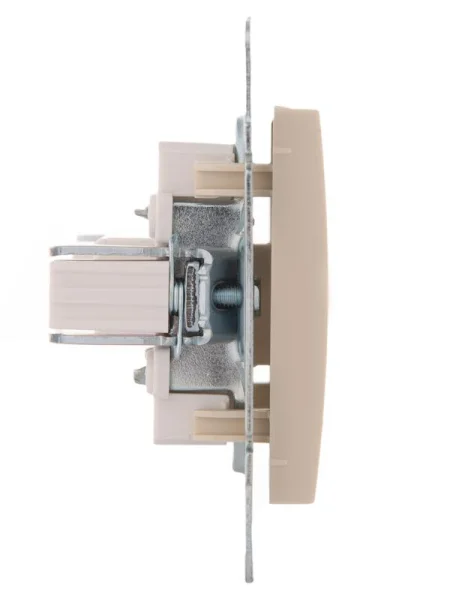 Механизм розетки компьютерн. 1-м СП KARINA RJ45 крем LEZARD 707-0388-139