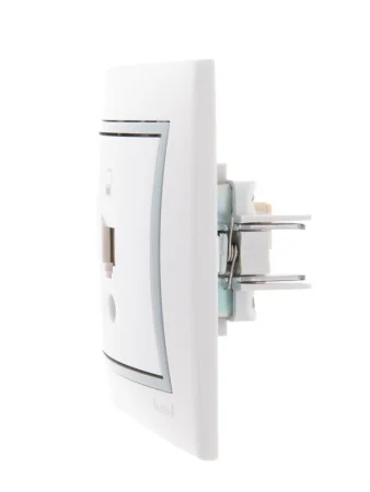 Розетка компьютерная 1-м СП Mira RJ45 бел./сер. LEZARD 701-0215-139