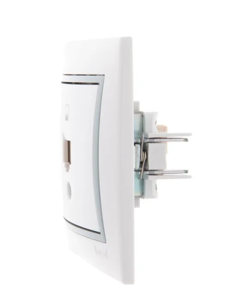 Розетка компьютерная 1-м СП Mira RJ45 бел./сер. LEZARD 701-0215-139