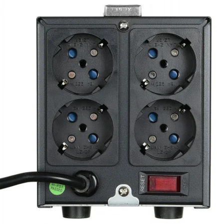 Стабилизатор напряжения AVR-1000 600Вт 1000В.А IPPON 551688
