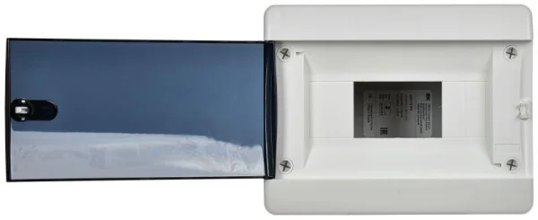 Корпус пластиковый ЩРВ-П-8 IP41 черн. прозр. дверь UNION Compact IEK UIC-KP12-V-08-41-K01