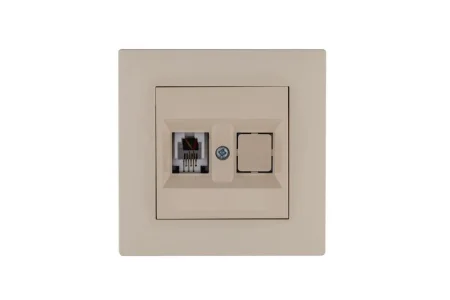 Розетка компьютерная CAT 5+гнездо Karea RIZZ крем Makel 88010035