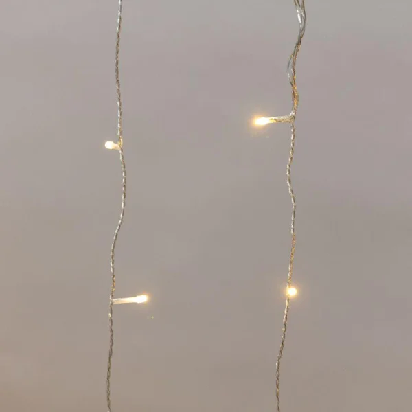 Гирлянда светодиодная "Светодиодный Дождь" 2х3м 300LED тепл. бел. 8.5Вт 230В IP44 эффект мерцания прозр. провод Neon-Night 235-556