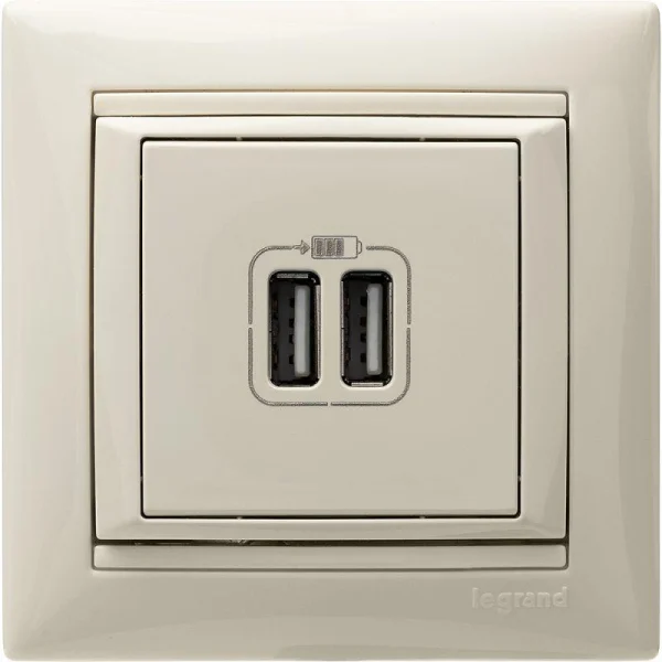 Розетка USB 2-м СП Valena сл. кость Leg 774170