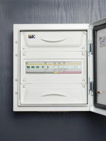 Ограничитель перенапряжения ОПС1-D 1P IEK MOP20-1-D