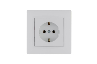 Розетка 1-м Karea RIZZ с заземл. бел. Makel 88001028