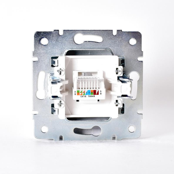 Механизм розетки компьютерн. 1-м СП KARINA RJ45 серебро мат. LEZARD 707-4388-139