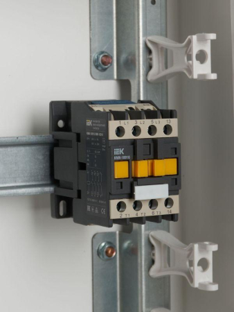 Контактор КМИ-10910 9А 230В/АС3 1НО IEK KKM11-009-230-10