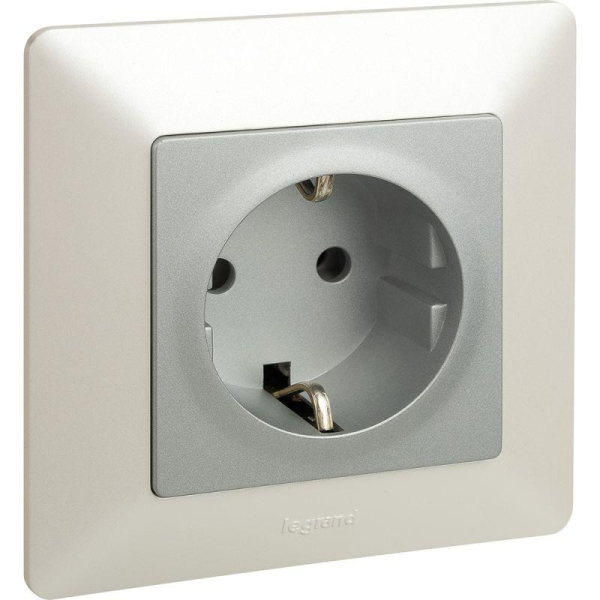 Механизм розетки 1-м СП Valena Life 16А IP2X 250В 2К+З с лиц. панелью безвинт. зажимы алюм. Leg 753621