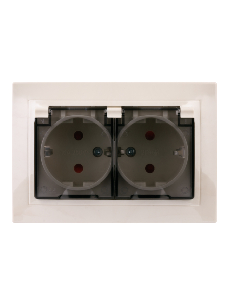 Розетка двойная 2П+З с защ. шт. и прозрачной крышкой 16А 250В IP44 сл. кость "Таймыр" TDM