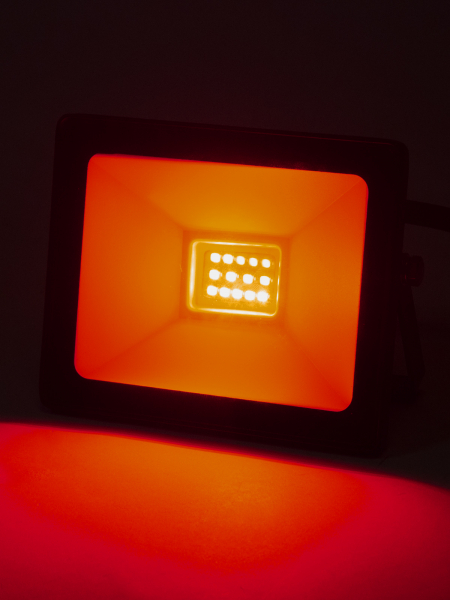 Прожектор светодиодный СДО-04-020Н-К (красный свет) 20 Вт, IP65, черный, Народный