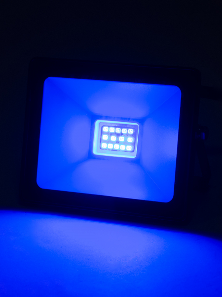 Прожектор светодиодный СДО-04-020Н-С (синий свет) 20 Вт, IP65, черный, Народный