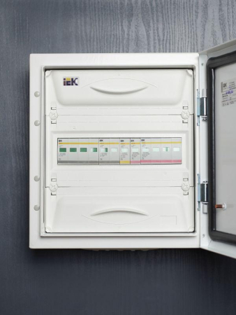 Ограничитель перенапряжения ОПС1-D 1P IEK MOP20-1-D